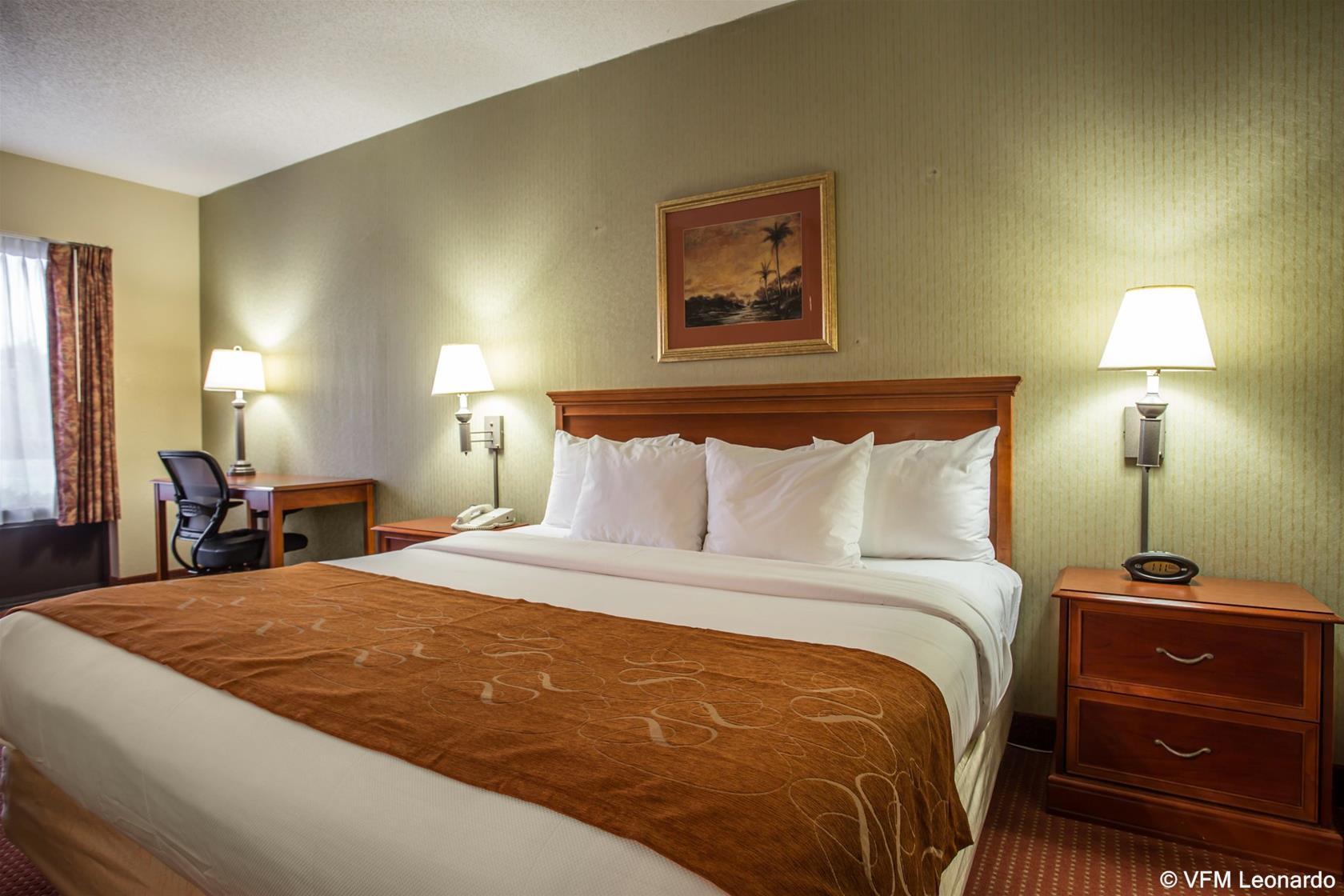 Comfort Suites Northlake Huntersville Exterior photo