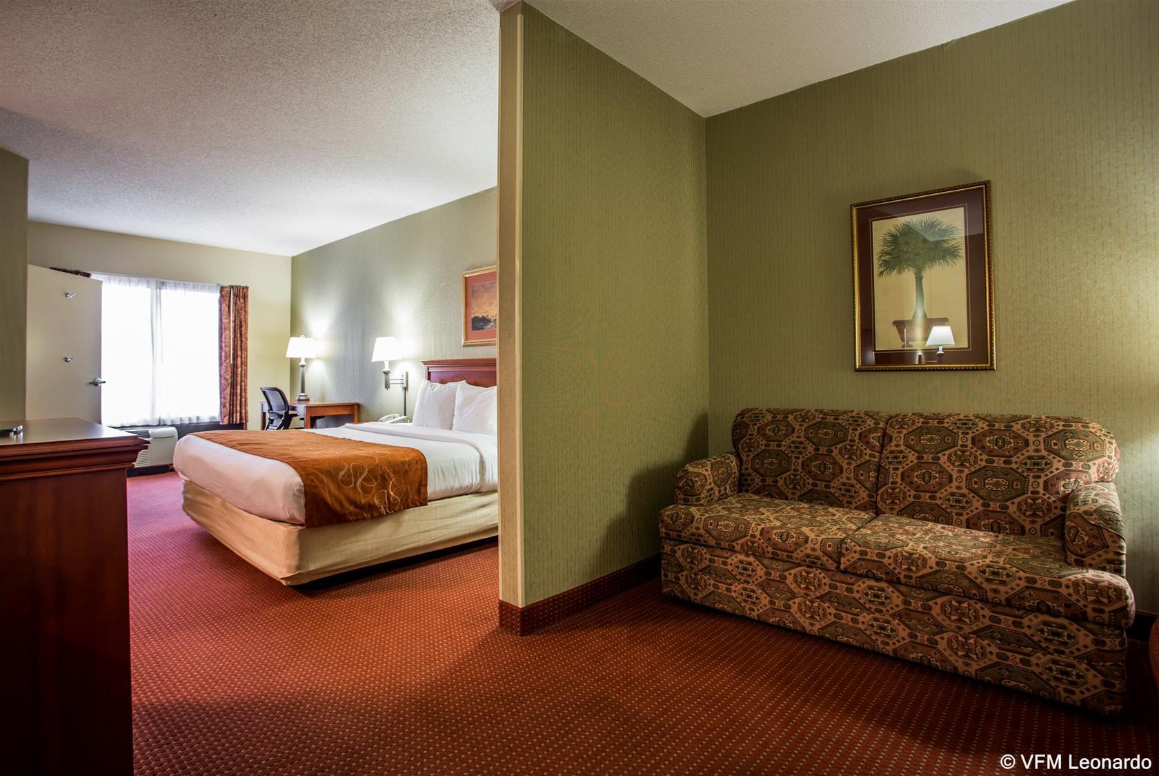 Comfort Suites Northlake Huntersville Exterior photo