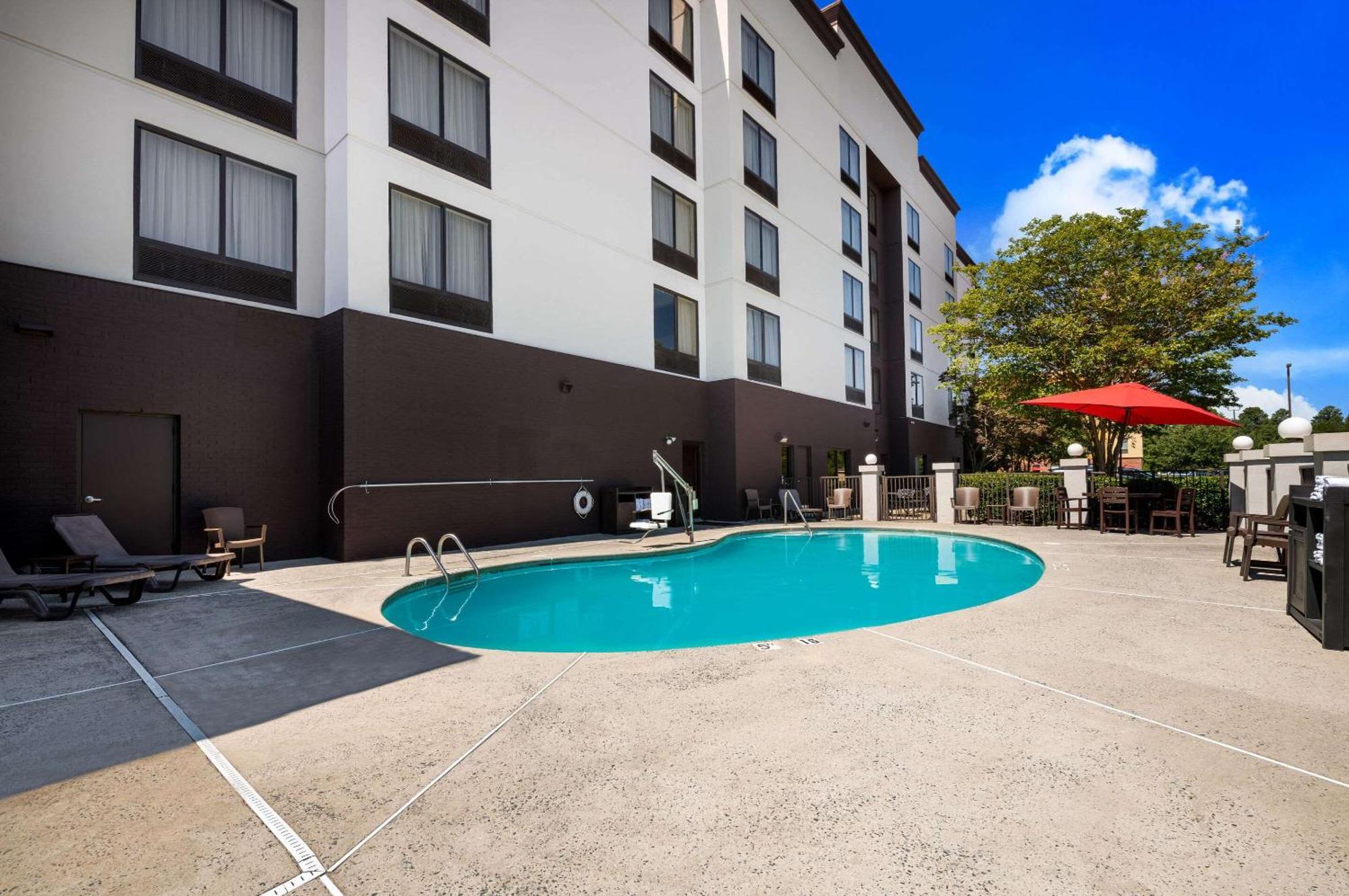 Comfort Suites Northlake Huntersville Exterior photo